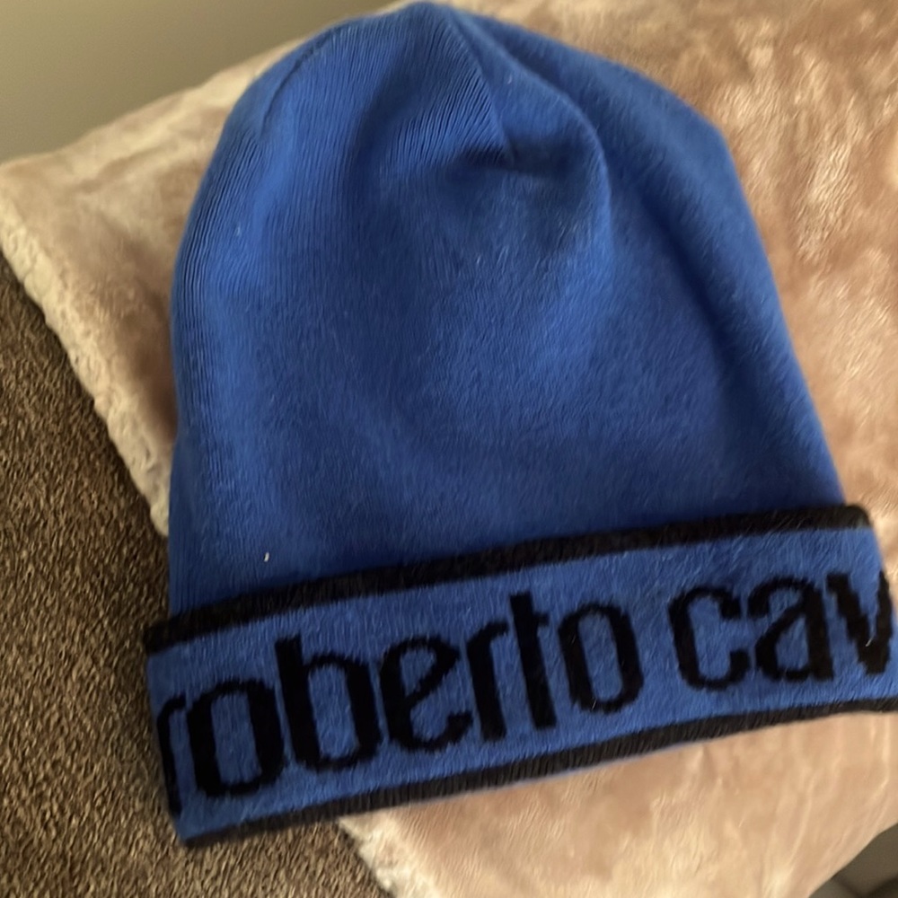 🧢💙💙💙